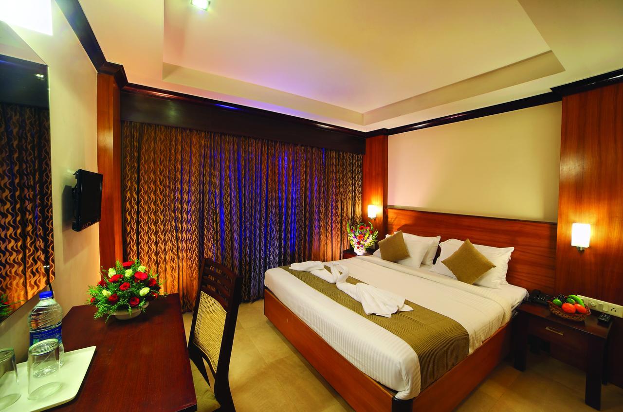 Hotel Zodiac Regency Kollam Buitenkant foto