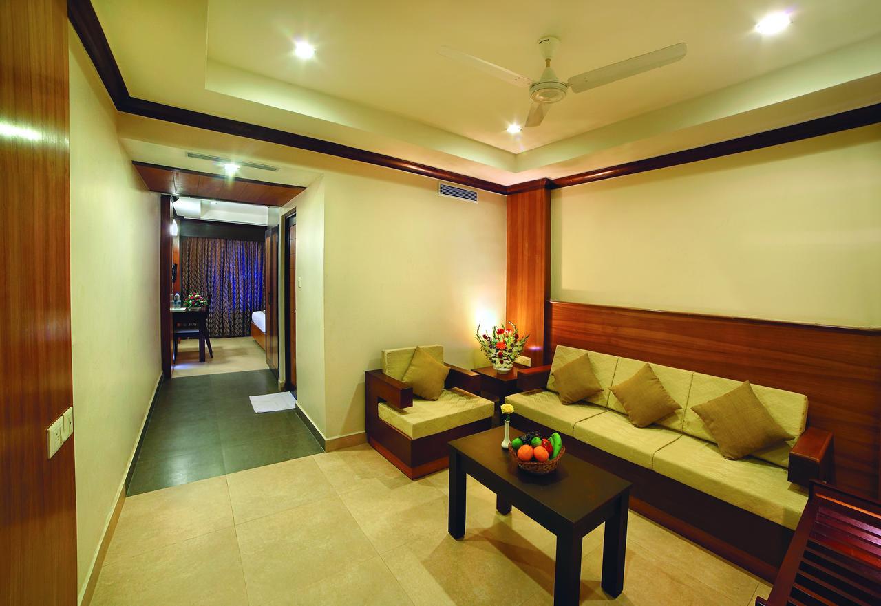 Hotel Zodiac Regency Kollam Buitenkant foto